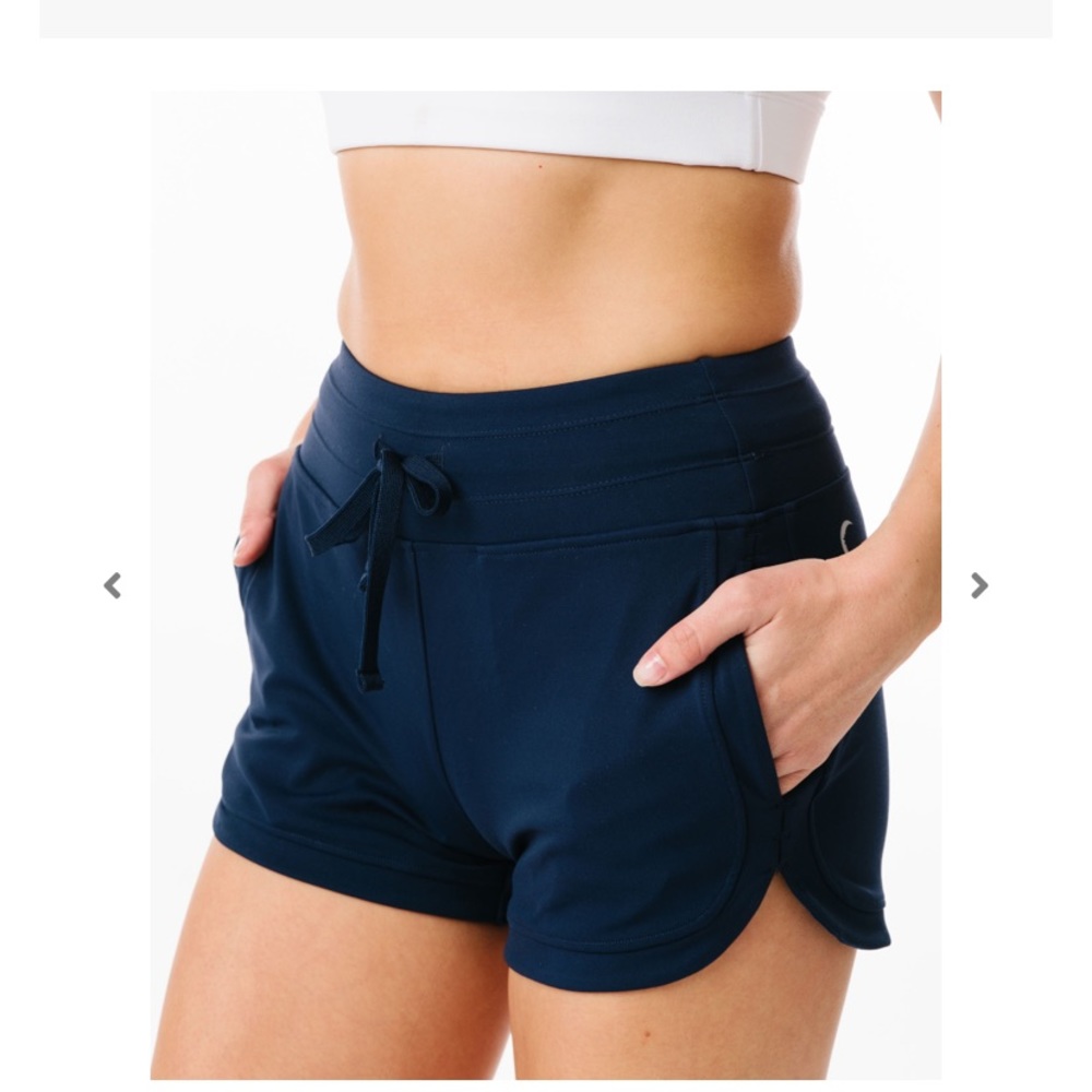 Zyia navy hybrid shorts NWT Sz XL